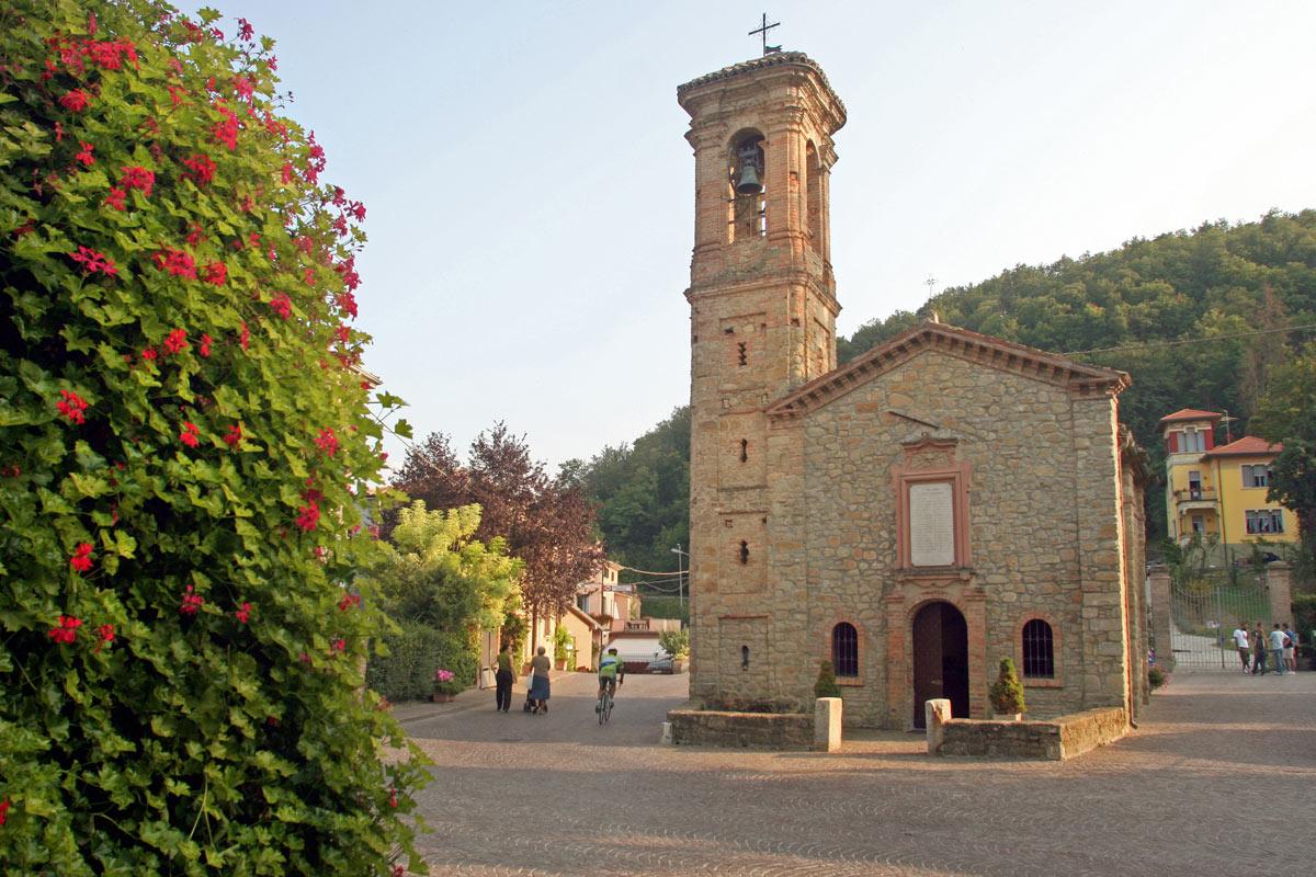 chiesa a Fortunago
