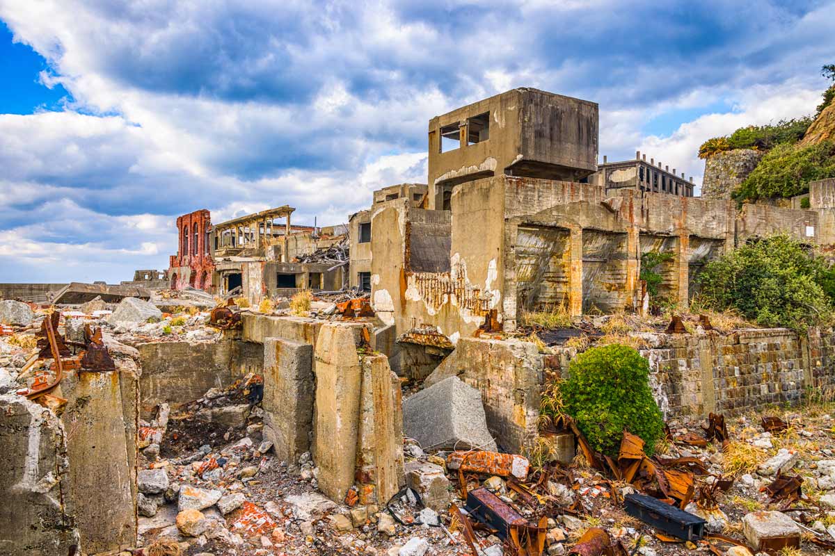 edifici abbandonati di Gunkanjima