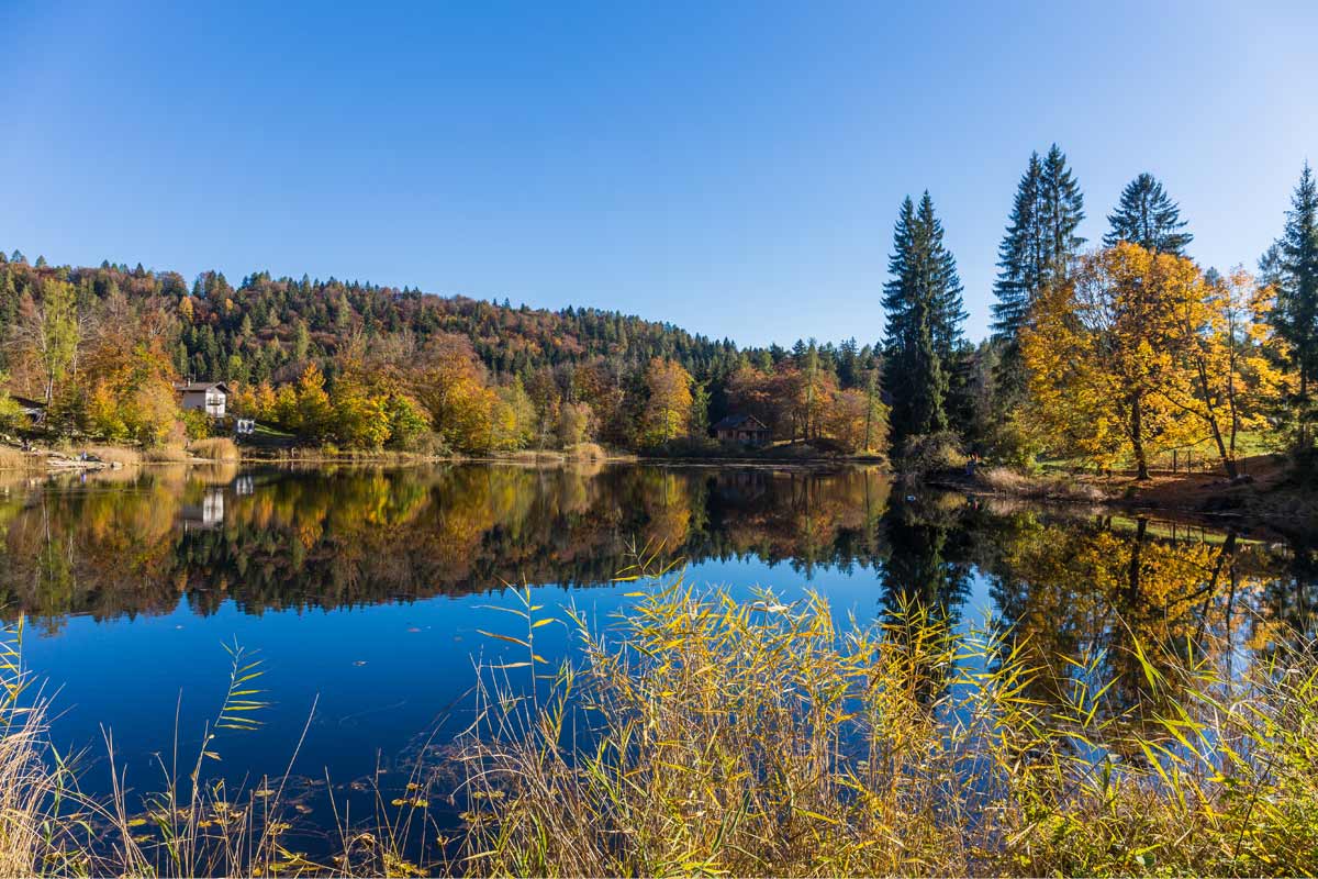 Lago di Cei in autunno