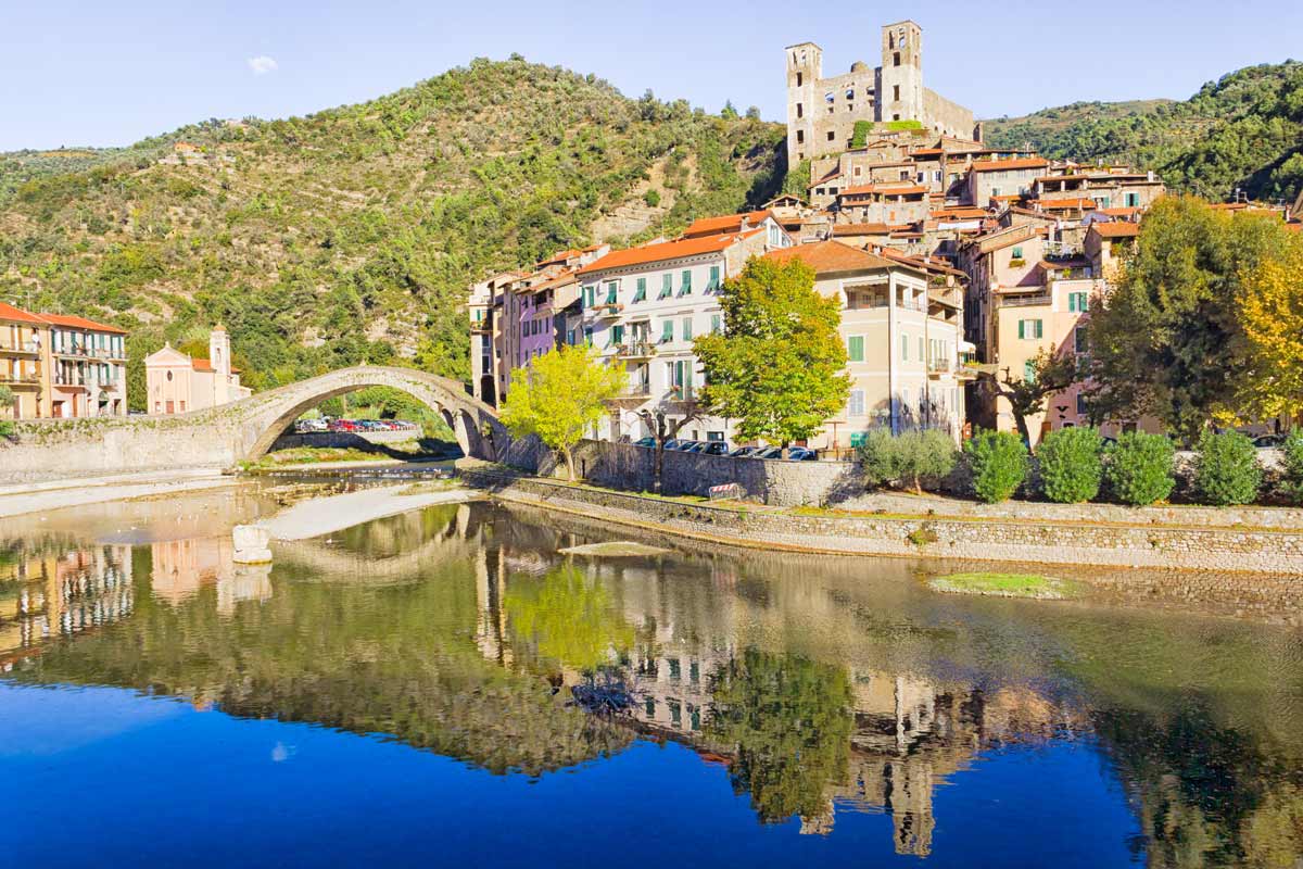 borgo di Dolceacqua in Liguria