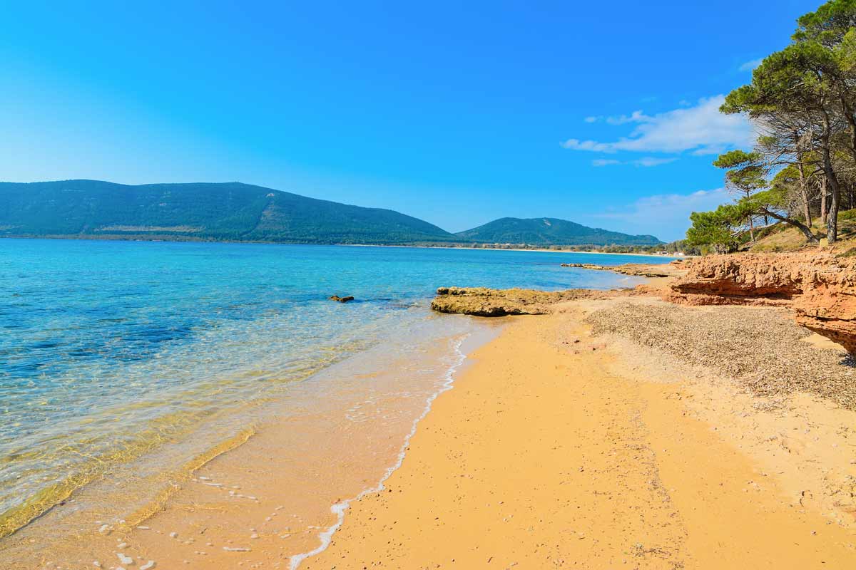 spiaggia di Mugoni in Sardegna