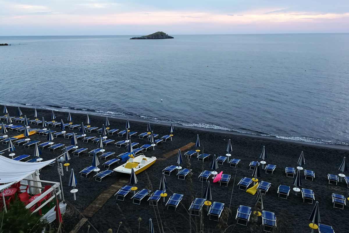 spiaggia nera di Maratea