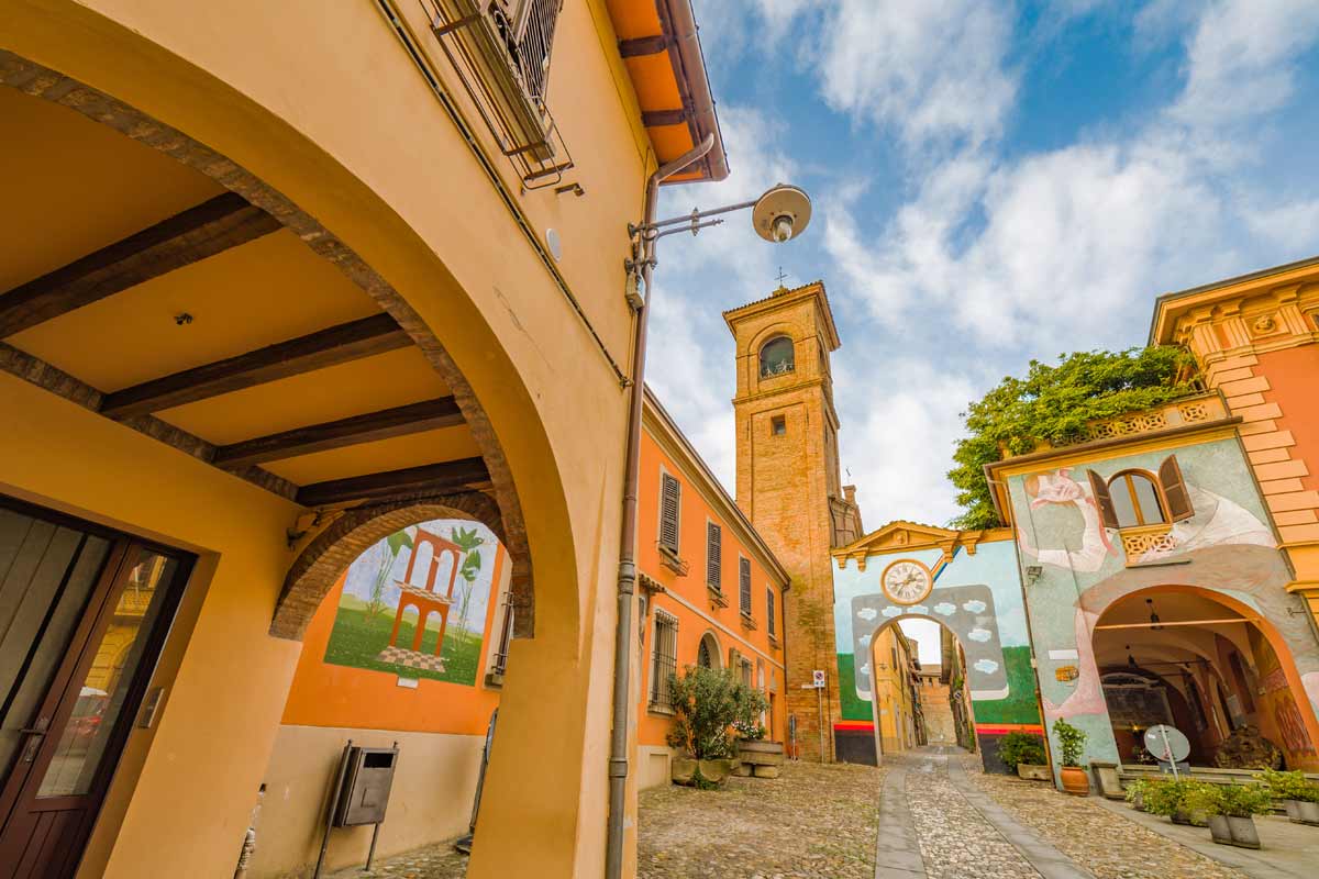 borgo di Dozza in Emilia-Romagna