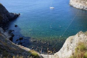 baia di Sorgeto a Ischia