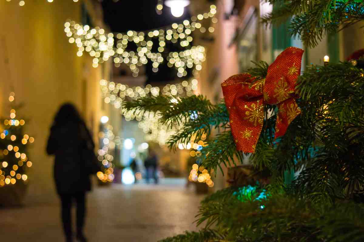 vicolo di Matera durante il Natale