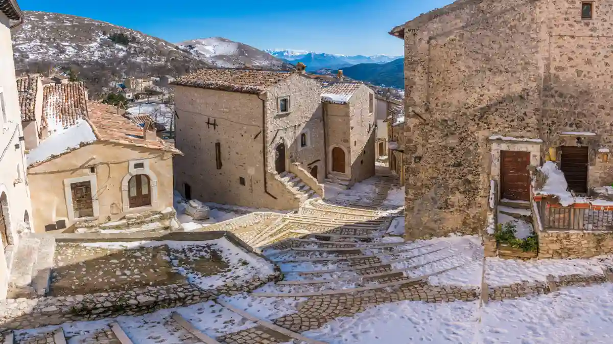 Santo Stefano di Sessanio in inverno