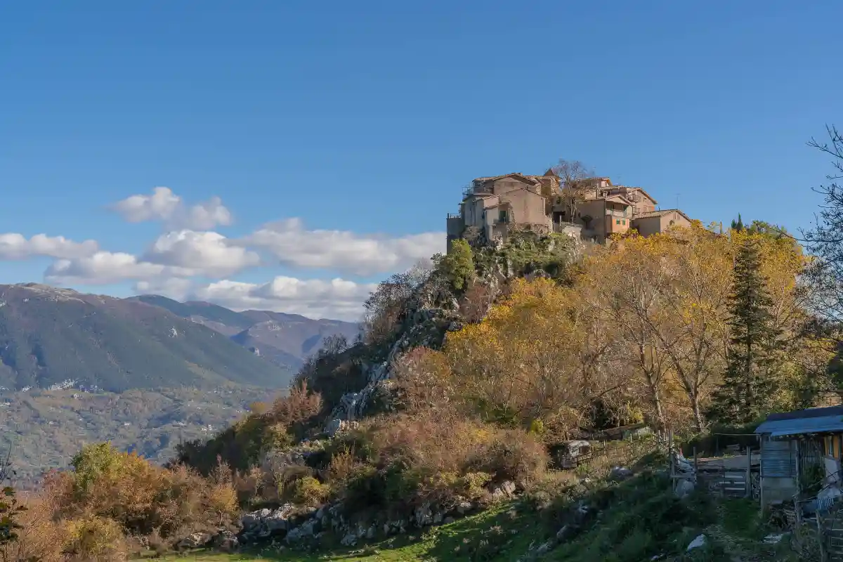 Rocca di Mezzo, Abruzzo