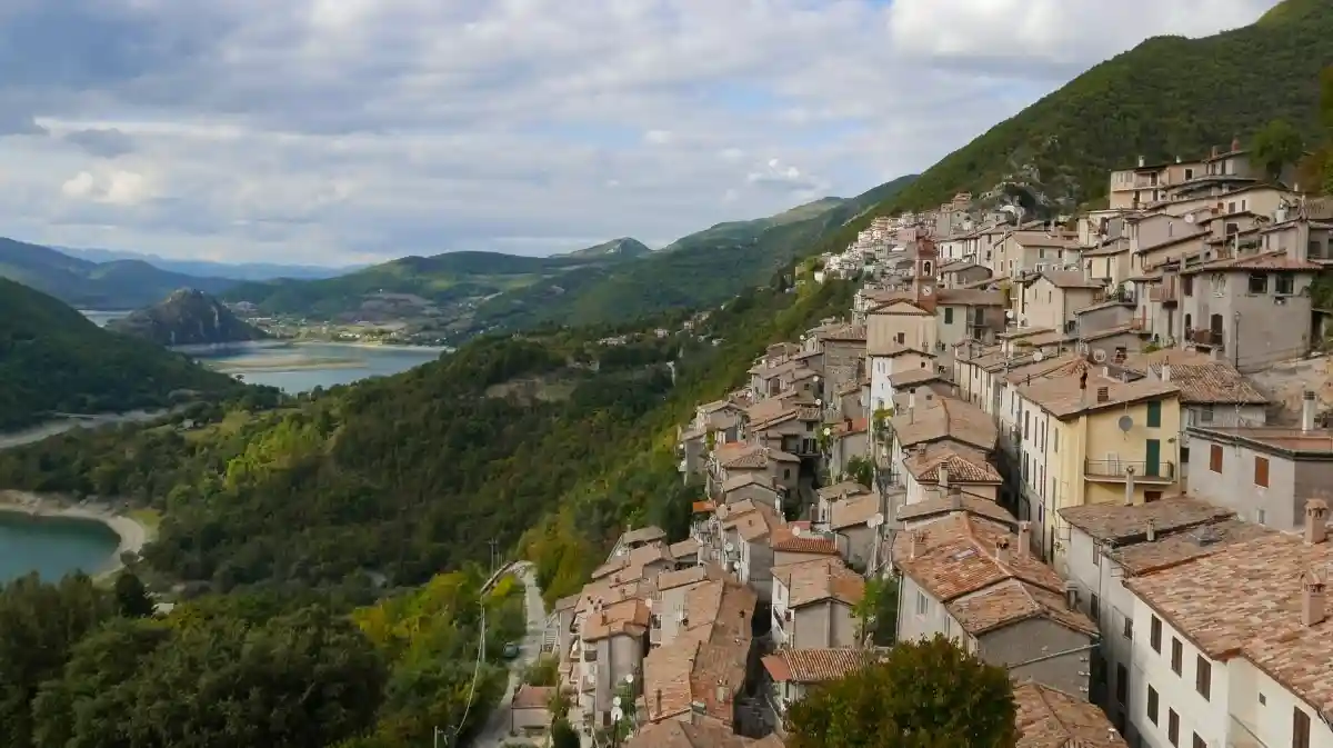 Ascrea, borgo medievale nel Lazio